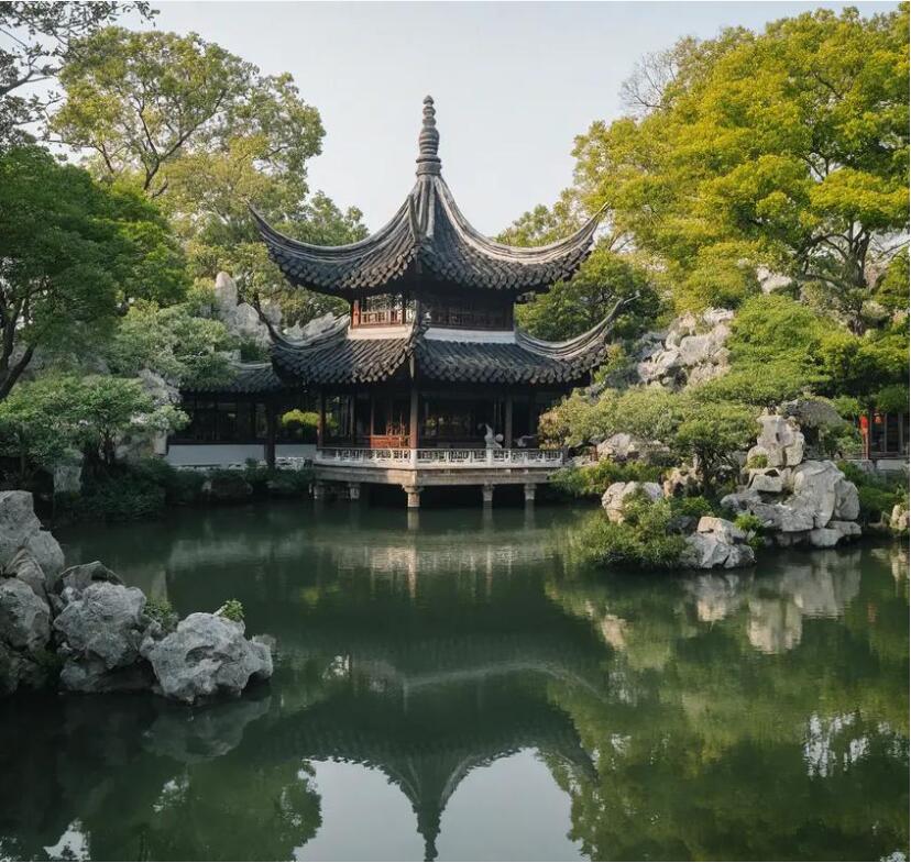 义马半雪餐饮有限公司